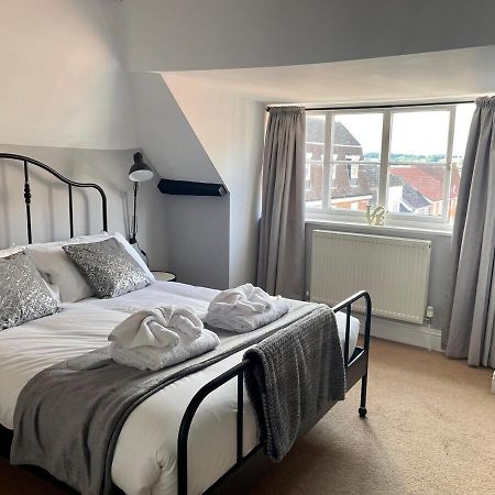 Elizabeth Clark Apartment Manningtree Екстериор снимка
